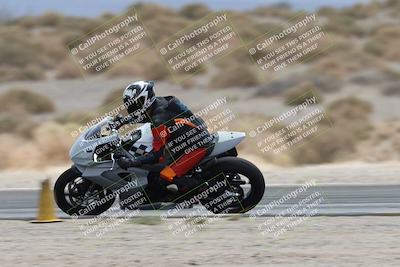 media/May-05-2025-Moto Forza (Mon) [[3c1838c5e5]]/2-B Group/Session 3 (Panning Test Turn 14 Inside)/